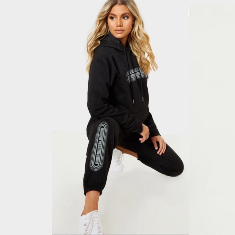 PrettyLittleThing Retro jogger black pants large